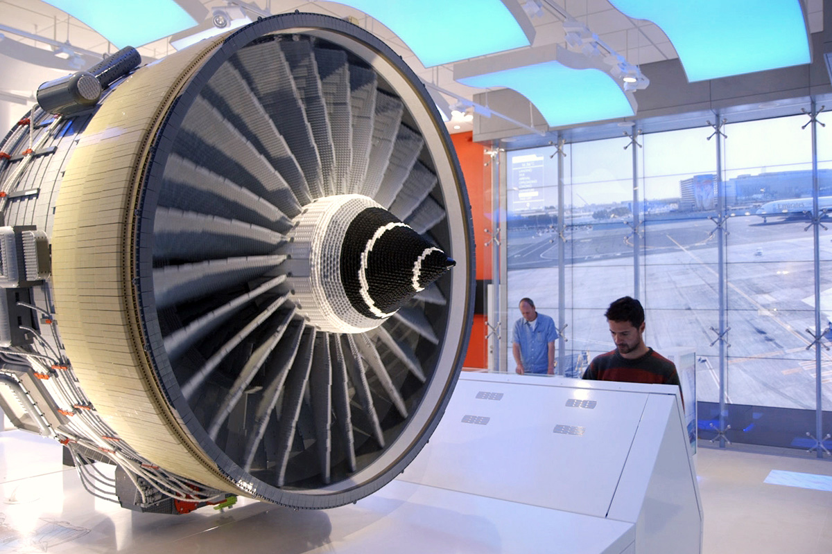 Emirates: Emirates Aviation Experience, image 4