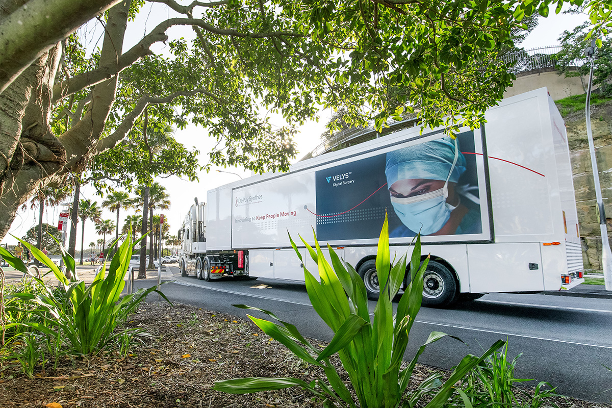 Johnson & Johnson: Mobile Laboratory, image 6